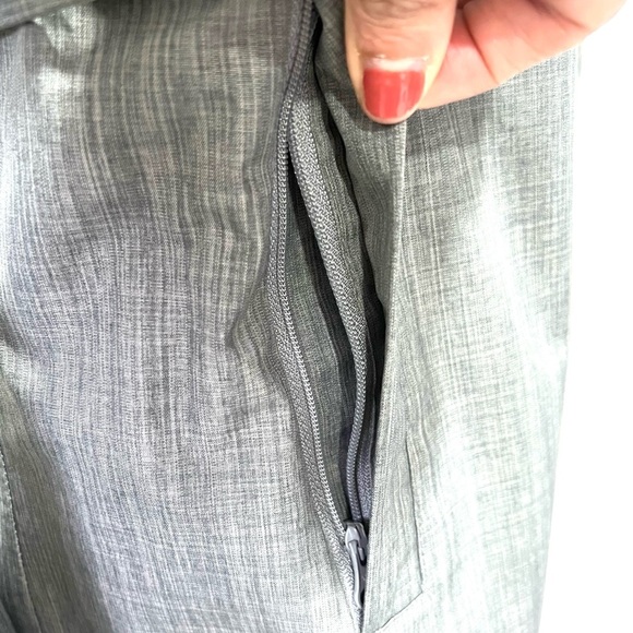 Kirkland Signature Gray Trench Coat with High Collar and Tailored Silhouette M - Picture 4 of 12